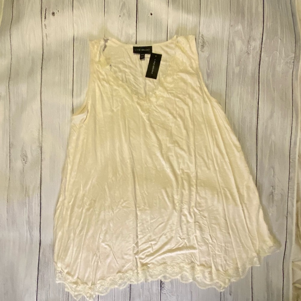 NWT Lane Bryant Cresm Tank Too with lace edges Size 14/16